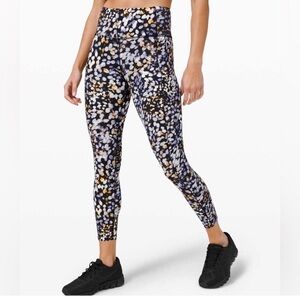 Lululemon Fast and Free High-Rise Tights in the Metropolis Glow pattern 25”